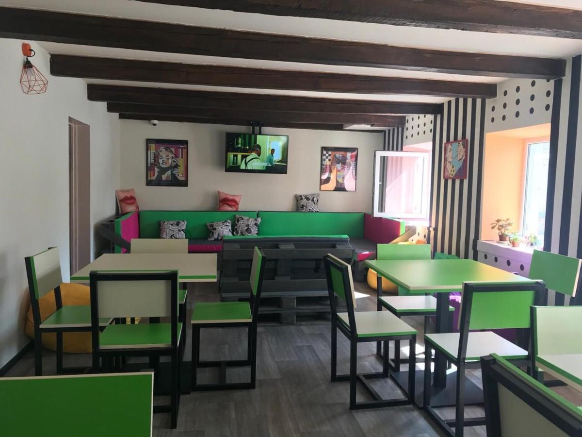 Lucky Hostel На Крещатике Kiev Buitenkant foto