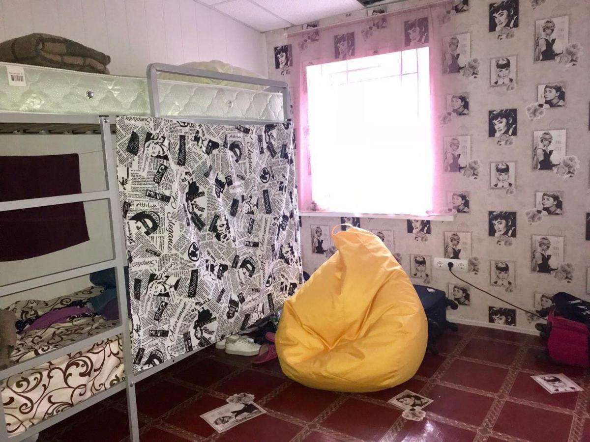 Lucky Hostel На Крещатике Kiev Buitenkant foto