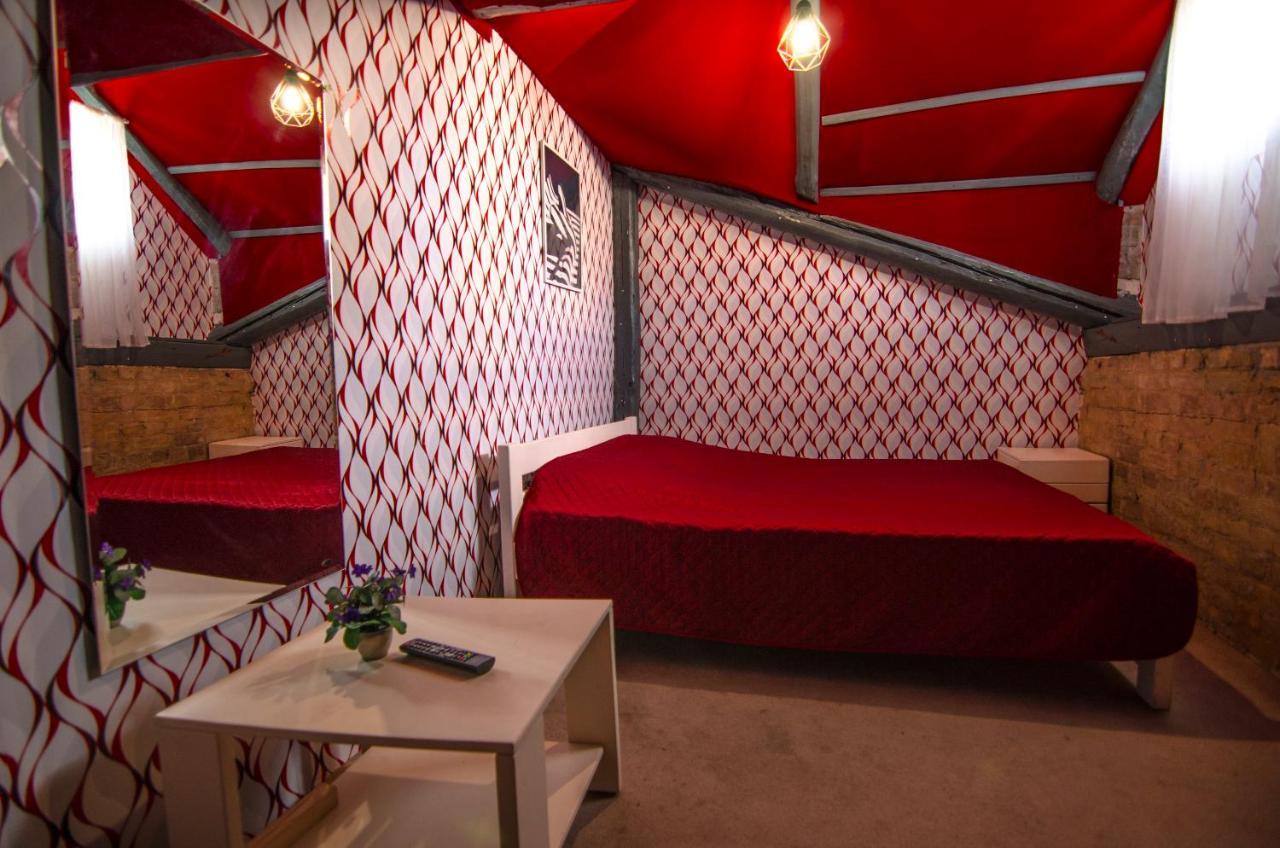 Lucky Hostel На Крещатике Kiev Buitenkant foto